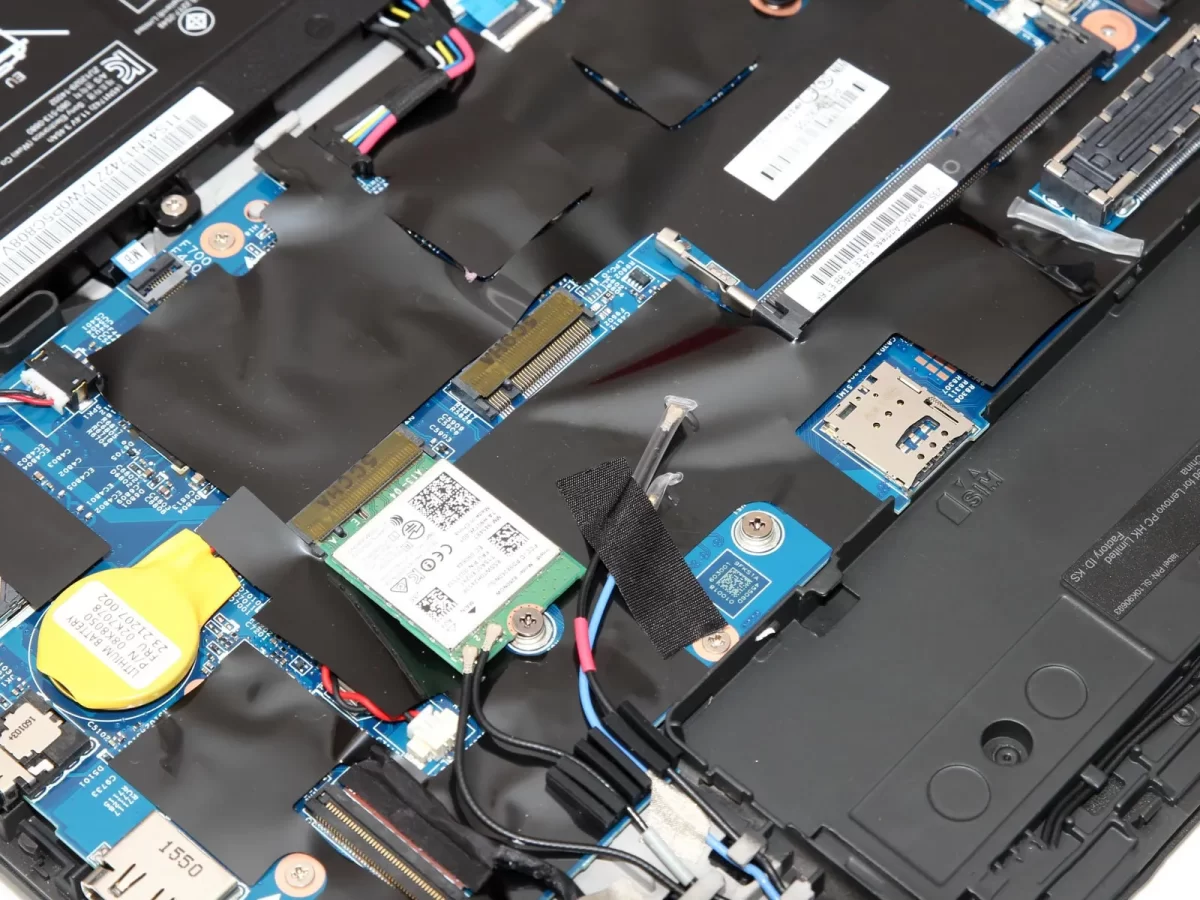 لپ تاپ لنوو مدل ThinkPad T560 فروشگاه اینترنتی تی 98 | t98